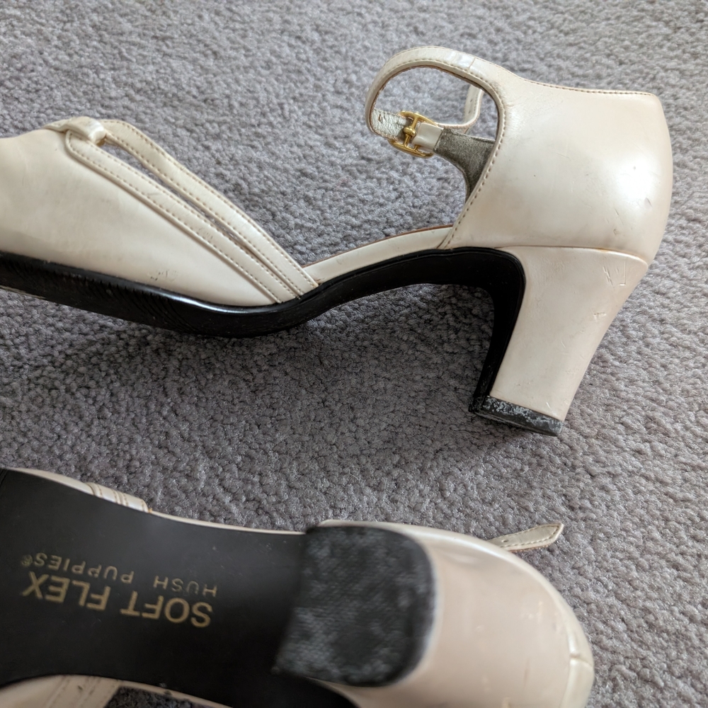 Hush Puppies Cream and Black Heels Sleek Design